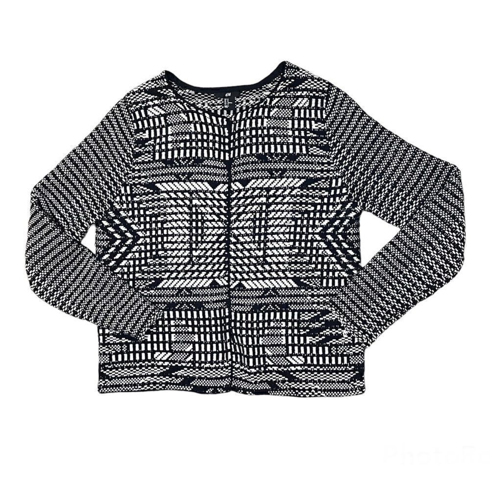 H&M Geo Pattern Open Front Black & White Knit Car… - image 5
